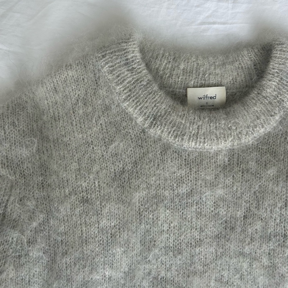 Aritzia Heather Gray Crewneck Sweater - Picture 2 of 7